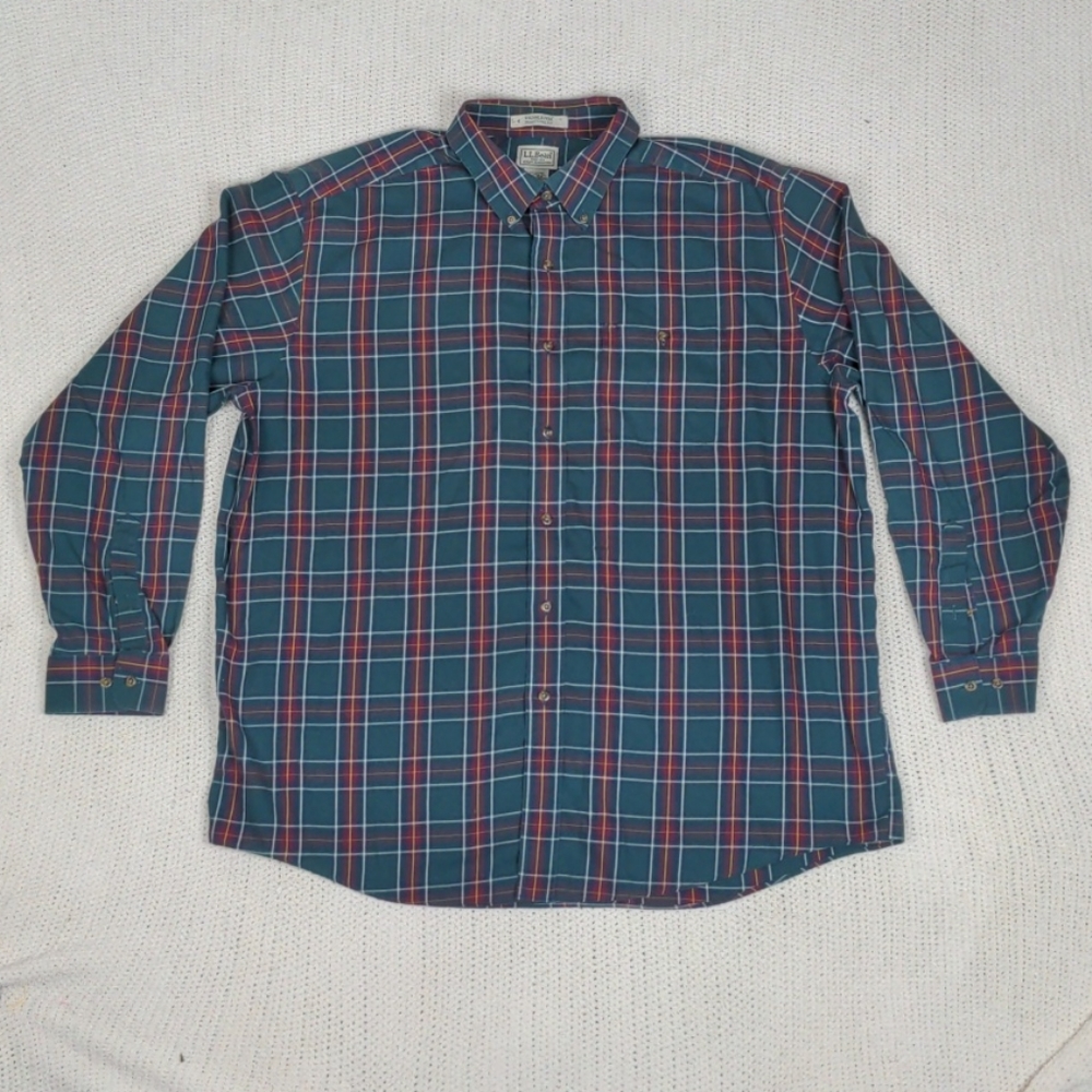 L.L. Bean ~ Wrinkle Free ~ Traditional Fit